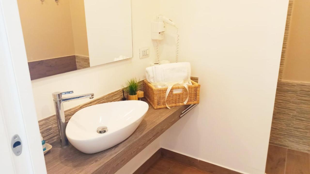 B&B Suites Via Del Mare Presicce Ngoại thất bức ảnh