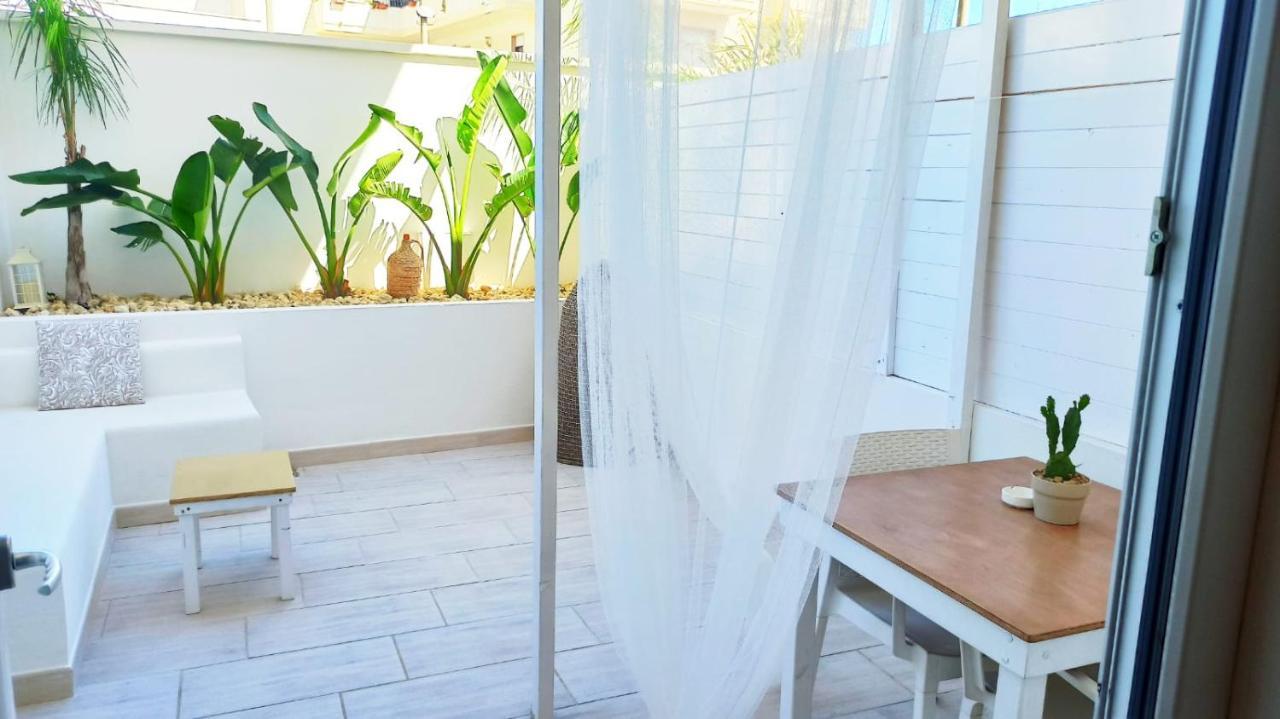 B&B Suites Via Del Mare Presicce Ngoại thất bức ảnh