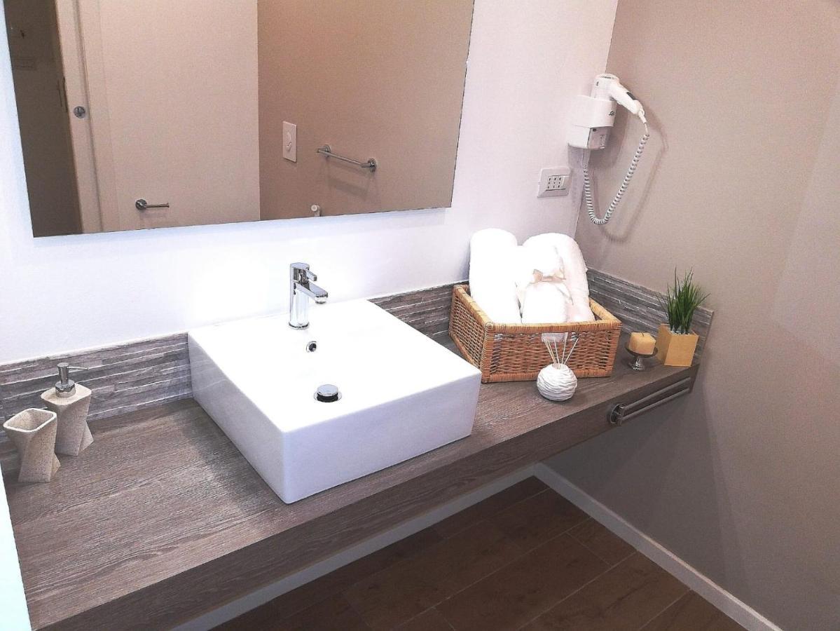 B&B Suites Via Del Mare Presicce Ngoại thất bức ảnh